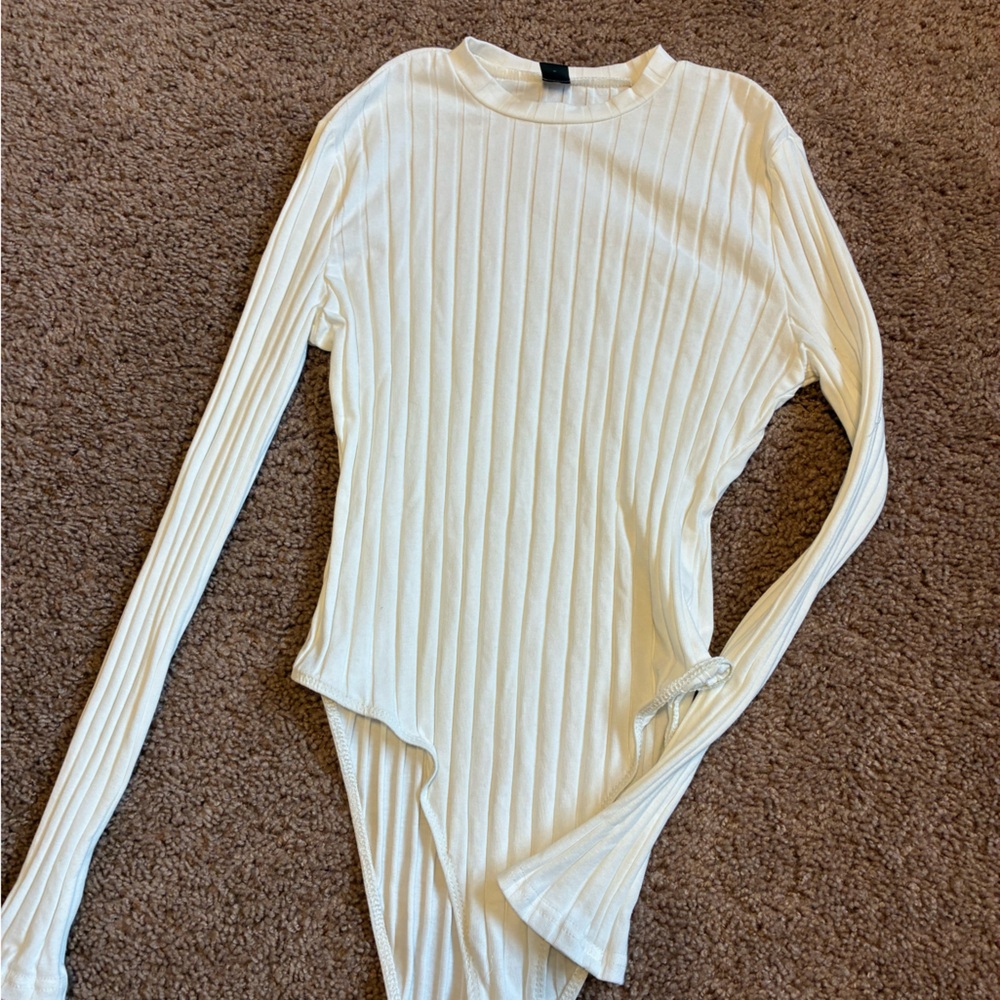 SHEIN Off-White Ribbed Bodysuit